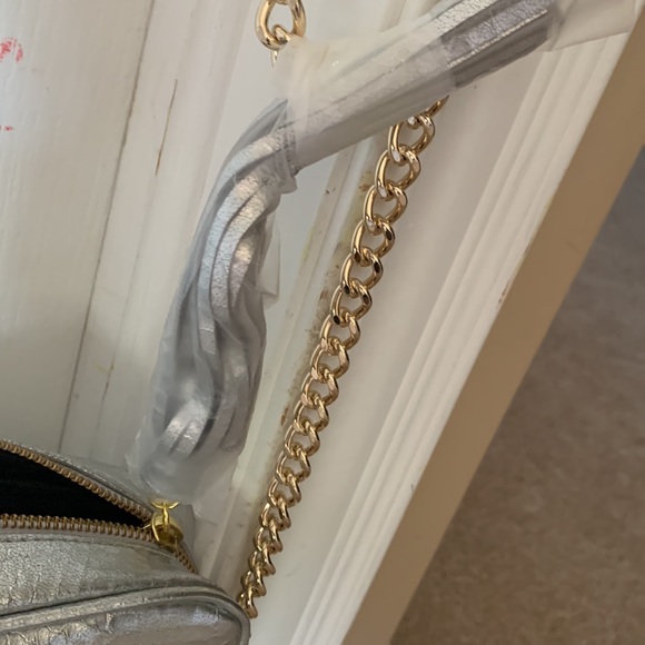 Victoria’s secret Silver purse! - Picture 4 of 7